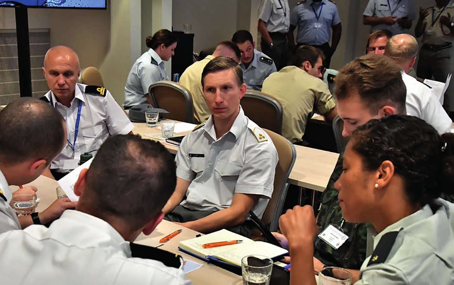 Diskussion in einer internationalen Arbeitsgruppe